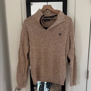 Chaps Men's V-Neck Sweater in Tan